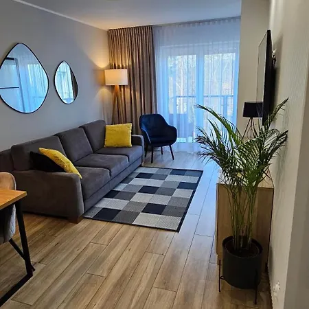 Marzena Apartment *